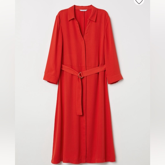 H&M Dresses & Skirts - H&M Chiffon Buttoned Down Belted Dress
